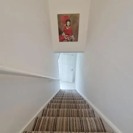 Apartment Flat 2 Eskholme -